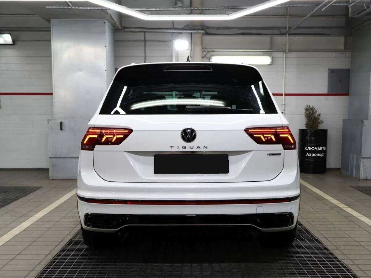 Купить Volkswagen Tiguan с пробегом. Фото: #3