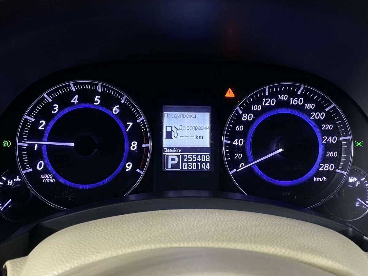 Купить Infiniti FX с пробегом. Фото: #16