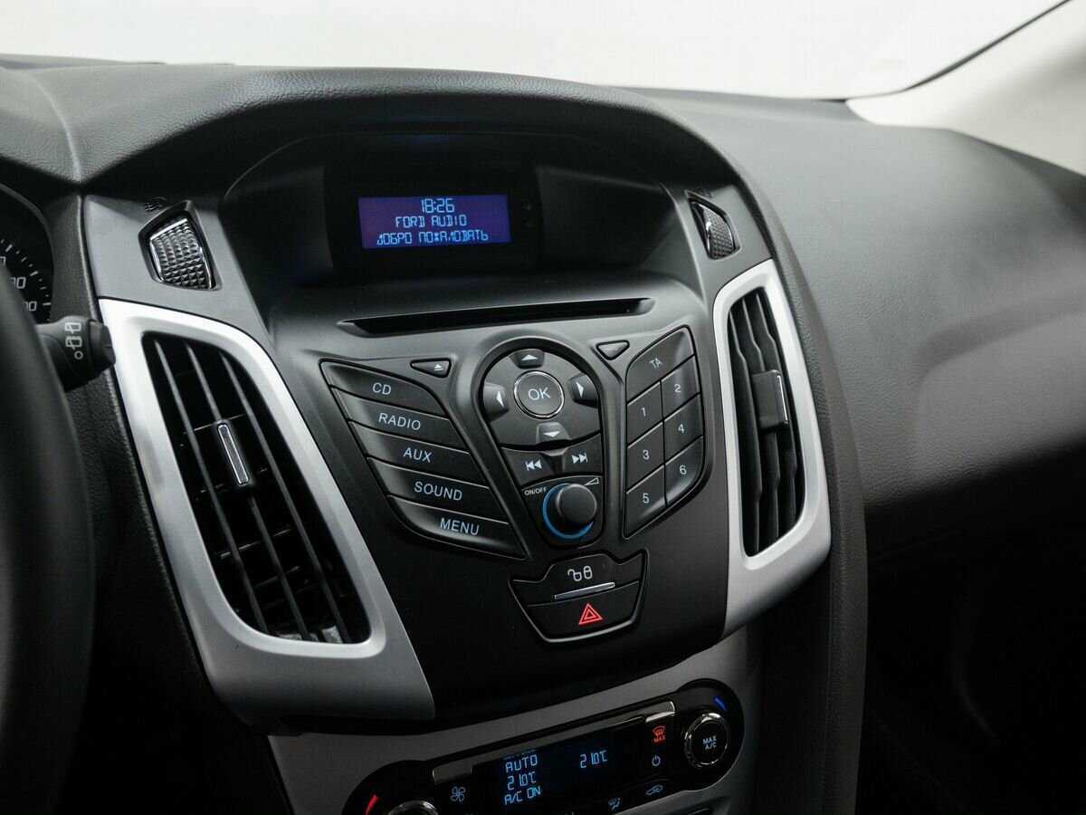 Купить Ford Focus с пробегом. Фото: #16