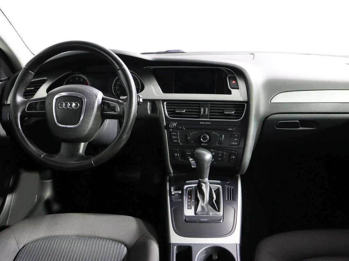 Купить Audi A4 с пробегом. Фото: #9