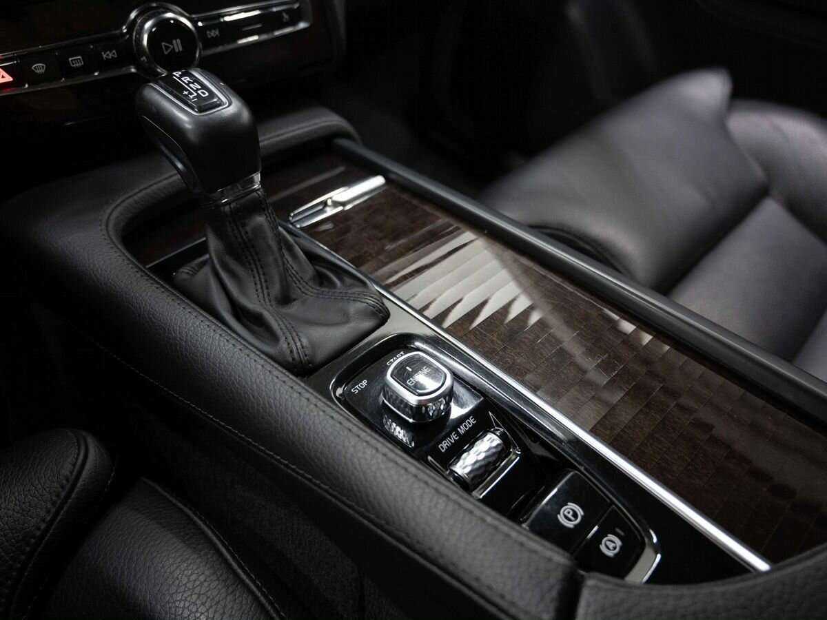 Купить Volvo XC90 с пробегом. Фото: #24