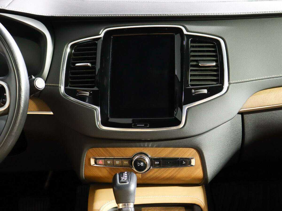 Купить Volvo XC90 с пробегом. Фото: #11
