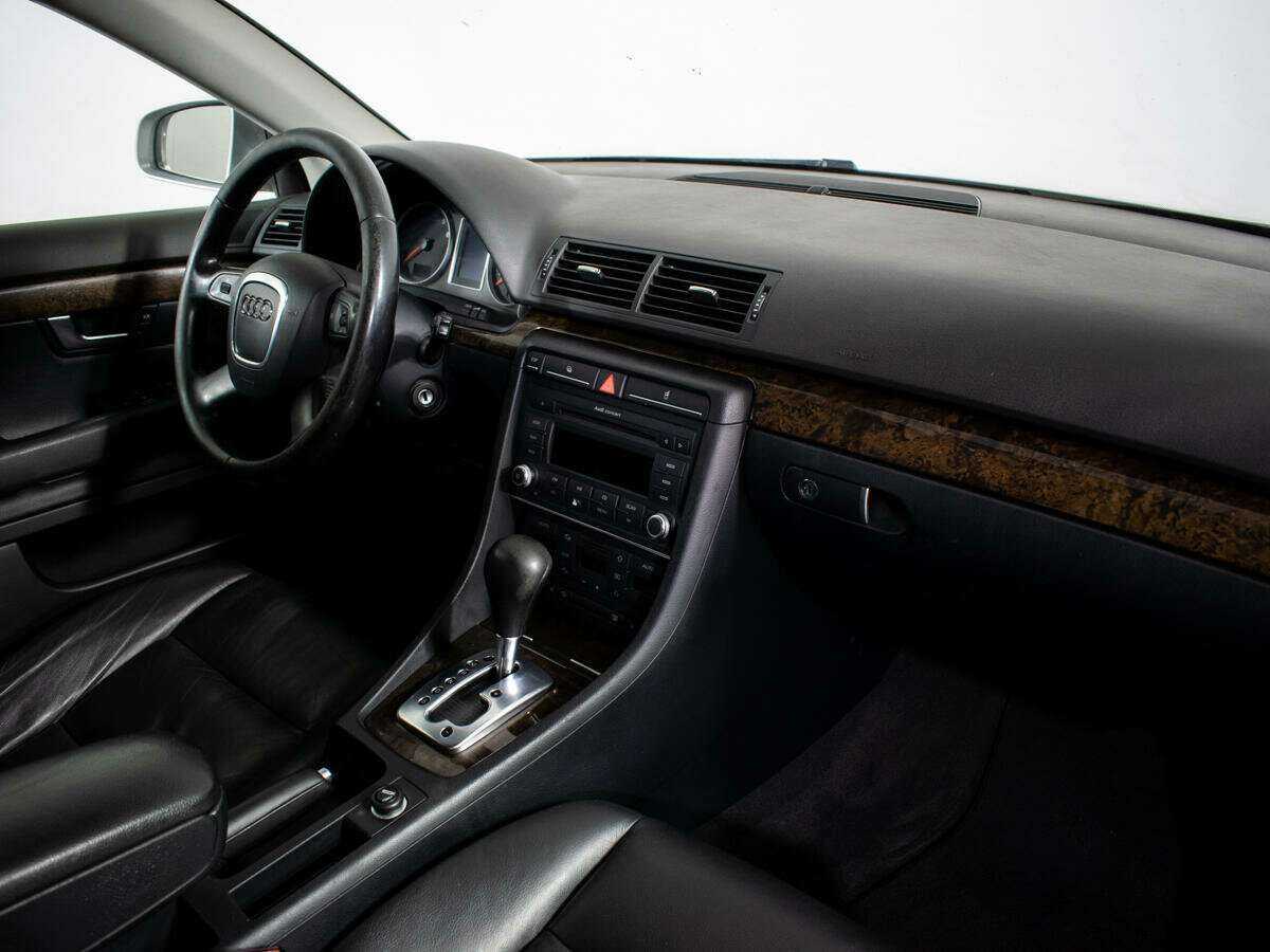Купить Audi A4 с пробегом. Фото: #6