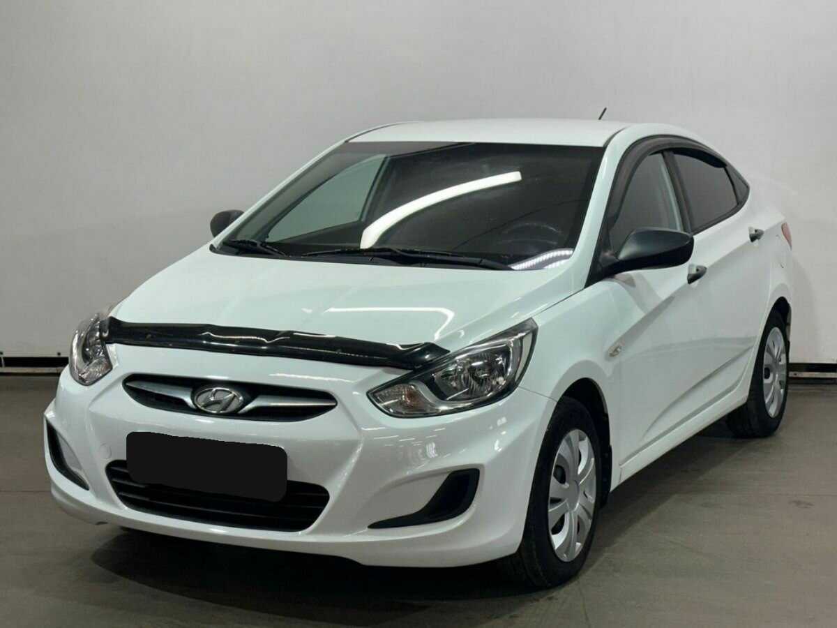 Купить Hyundai Solaris с пробегом. Посмотреть фото