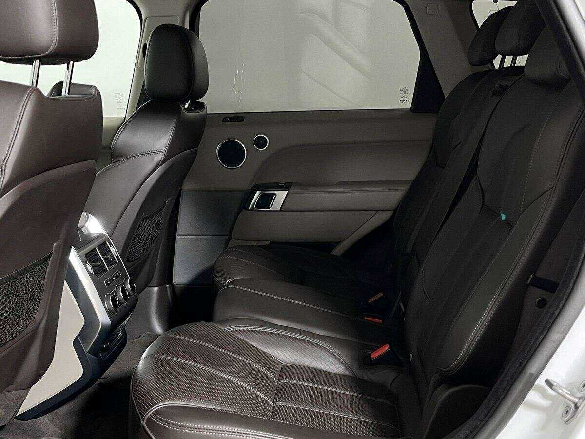 Купить Land Rover Range Rover Sport с пробегом. Фото: #9