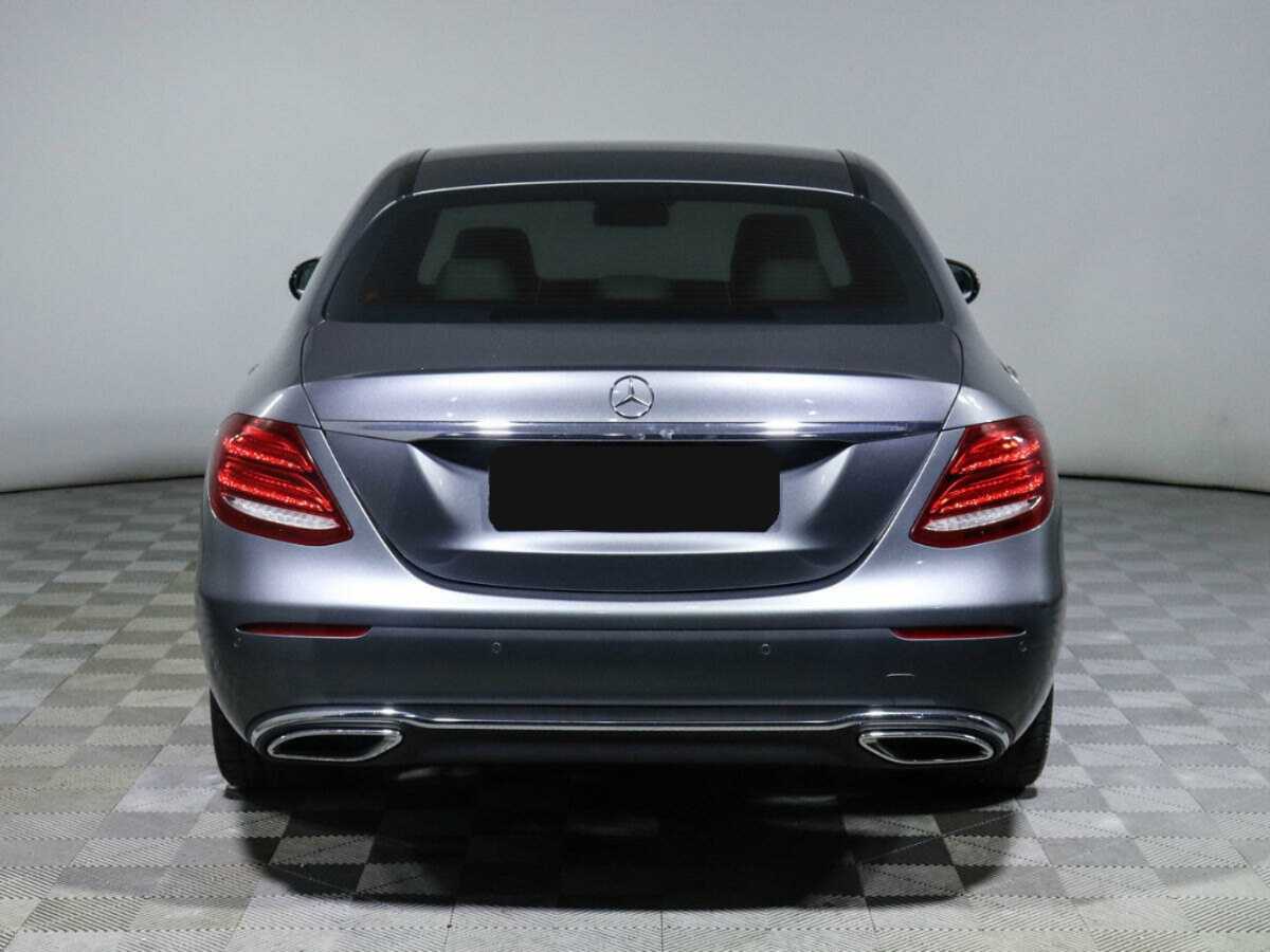 Купить Mercedes-Benz E-Класс с пробегом. Фото: #4