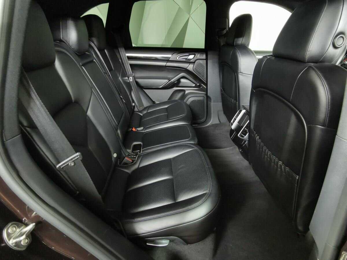 Купить Porsche Cayenne с пробегом. Фото: #11
