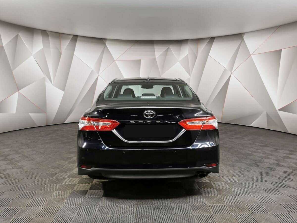 Купить Toyota Camry с пробегом. Фото: #7