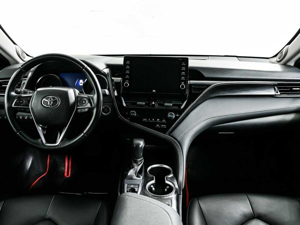 Купить Toyota Camry с пробегом. Фото: #10