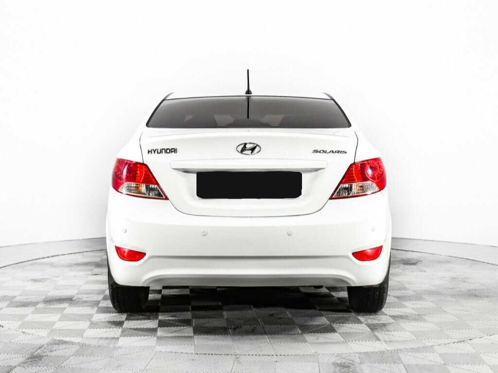 Купить Hyundai Solaris с пробегом. Фото: #5