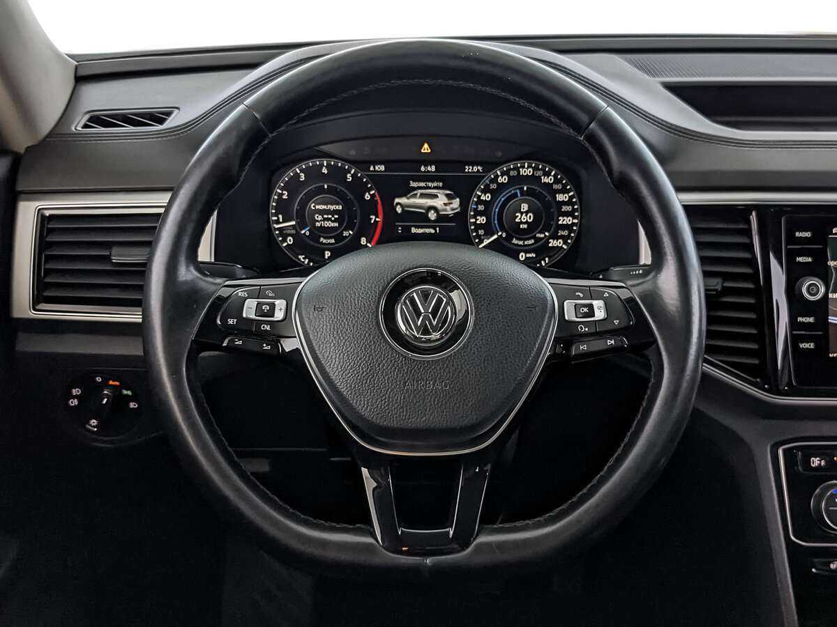 Купить Volkswagen Teramont с пробегом. Фото: #16