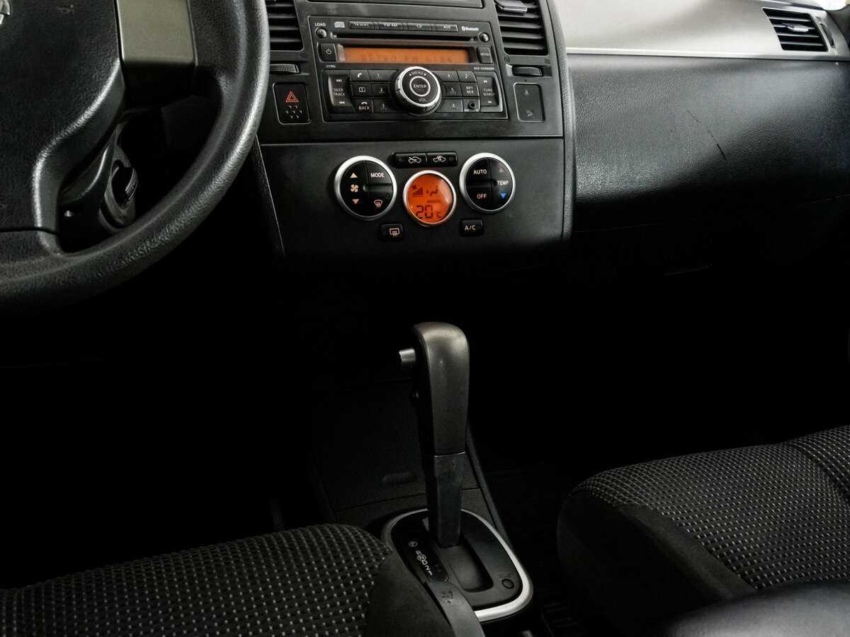 Купить Nissan Tiida с пробегом. Фото: #12