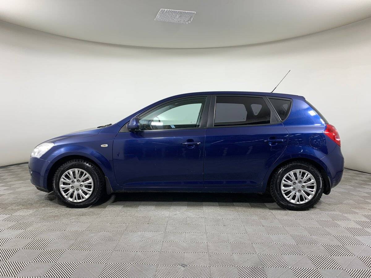 Купить Kia Ceed с пробегом. Фото: #7