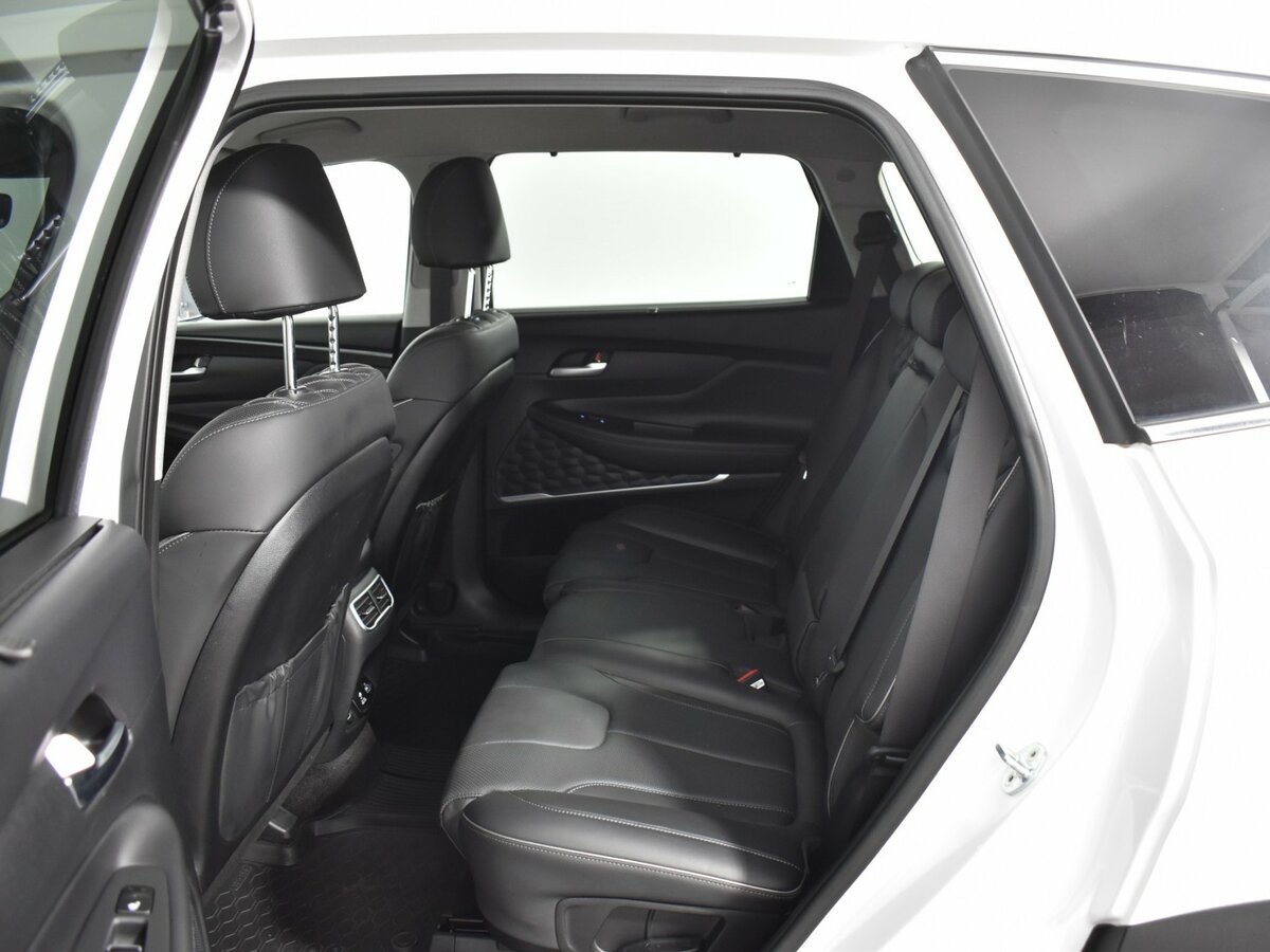 Купить Hyundai Santa Fe с пробегом. Фото: #9
