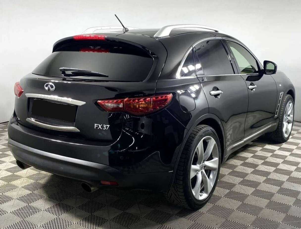 Купить Infiniti FX с пробегом. Фото: #3