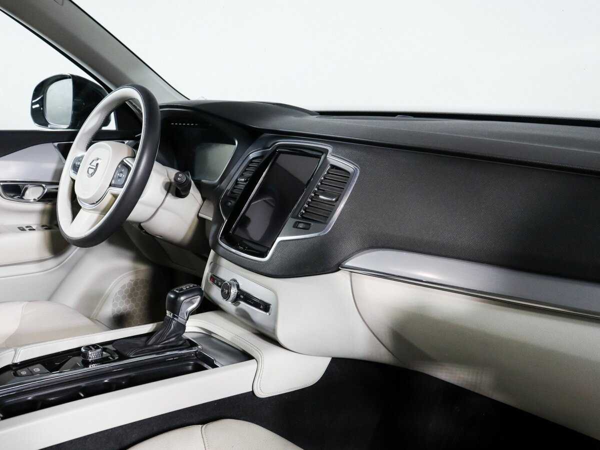 Купить Volvo XC90 с пробегом. Фото: #5