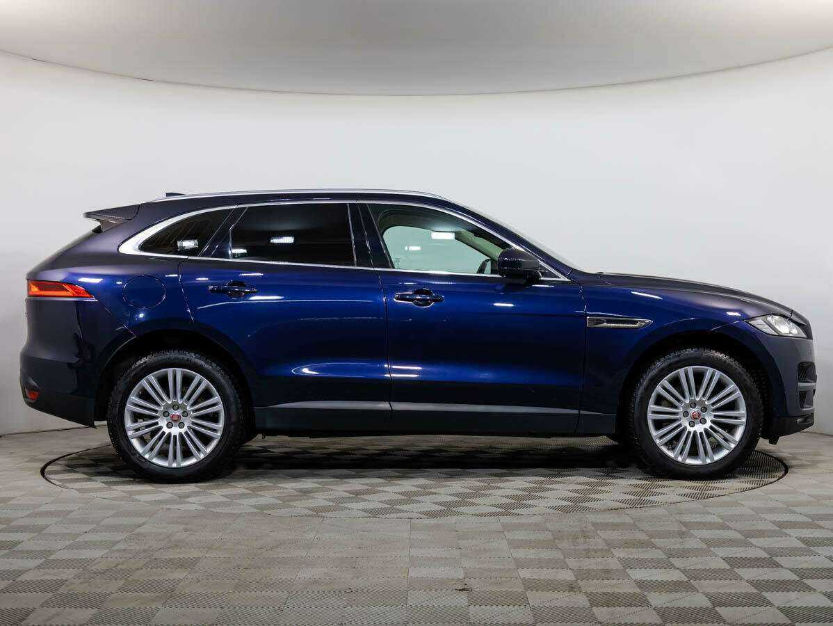 Купить Jaguar F-Pace с пробегом. Фото: #2