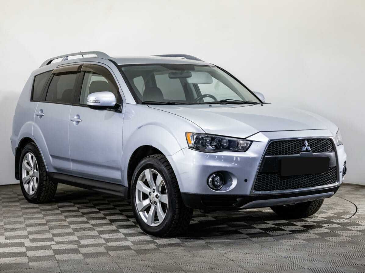Купить Mitsubishi Outlander с пробегом. Фото: #2