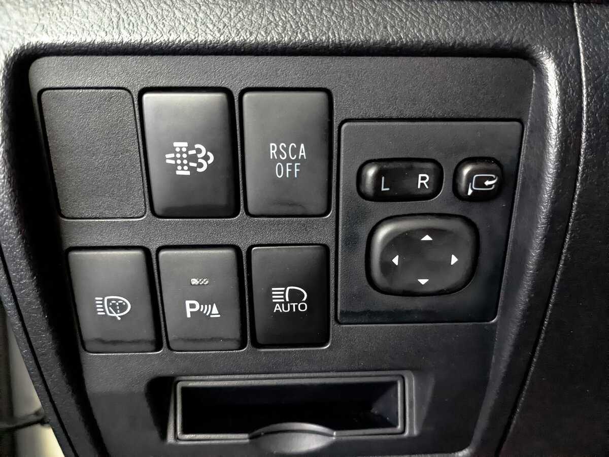 Купить Toyota Land Cruiser с пробегом. Фото: #24