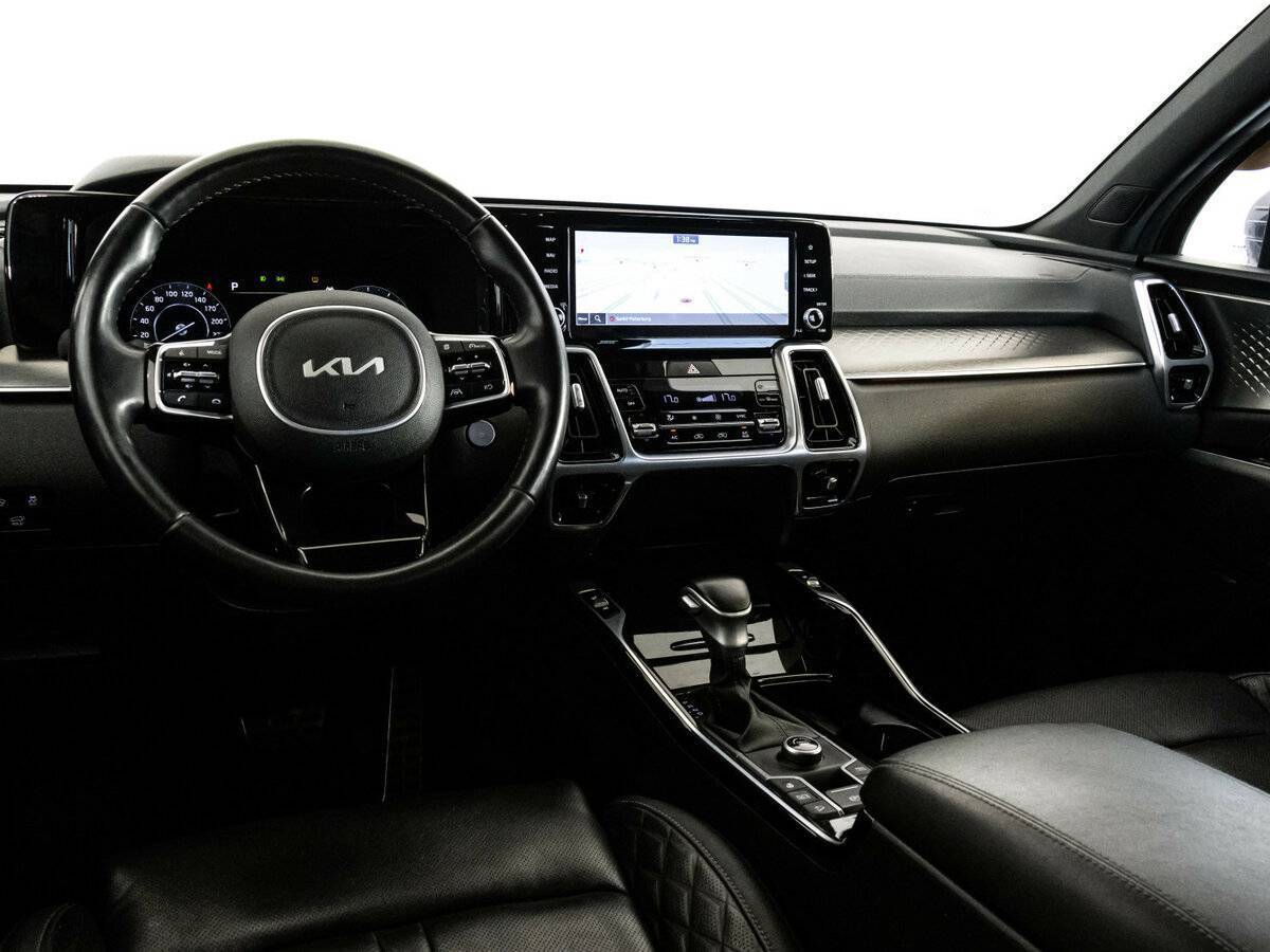 Купить Kia Sorento с пробегом. Фото: #10