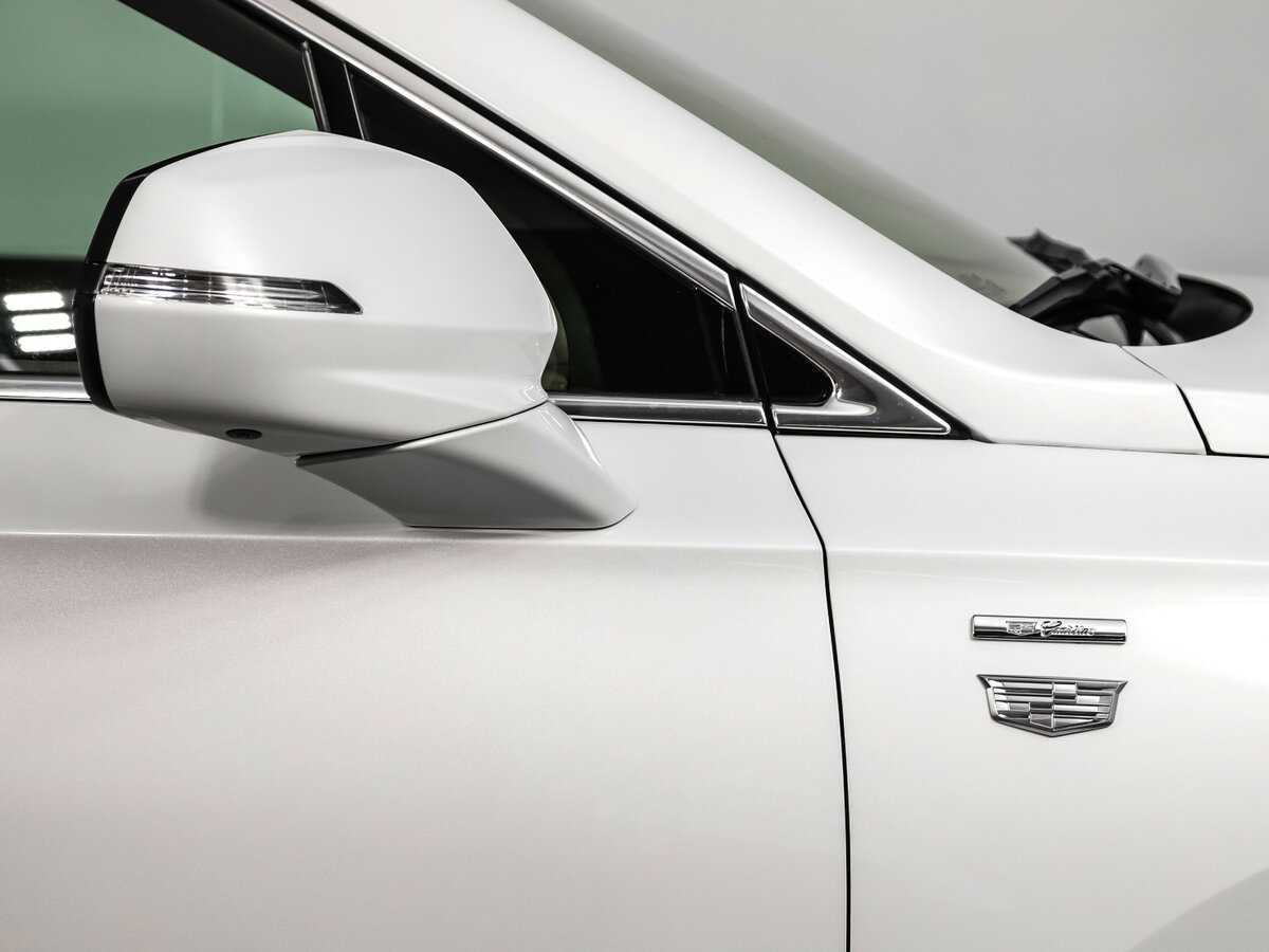 Купить Cadillac XT6 с пробегом. Фото: #15