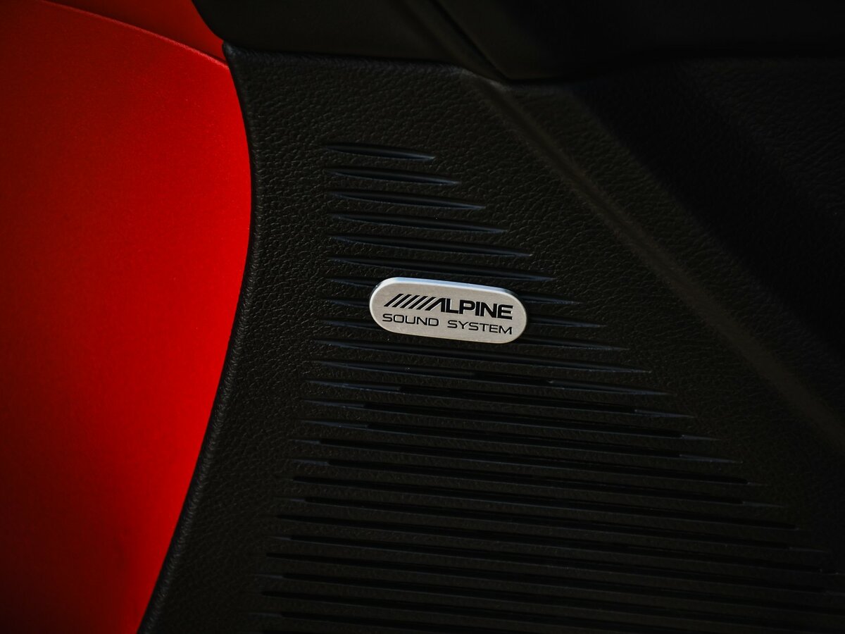 Купить Dodge Challenger с пробегом. Фото: #19