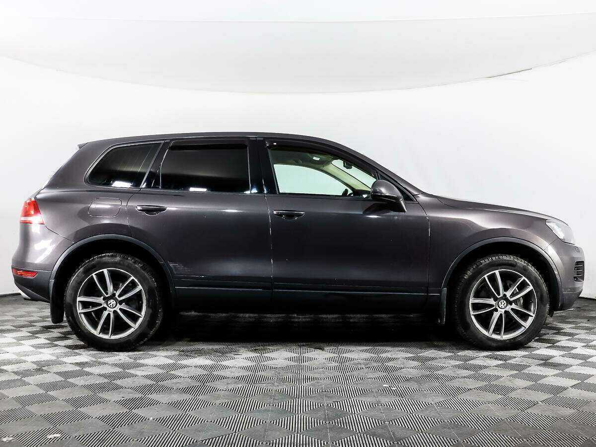 Купить Volkswagen Touareg с пробегом. Фото: #3