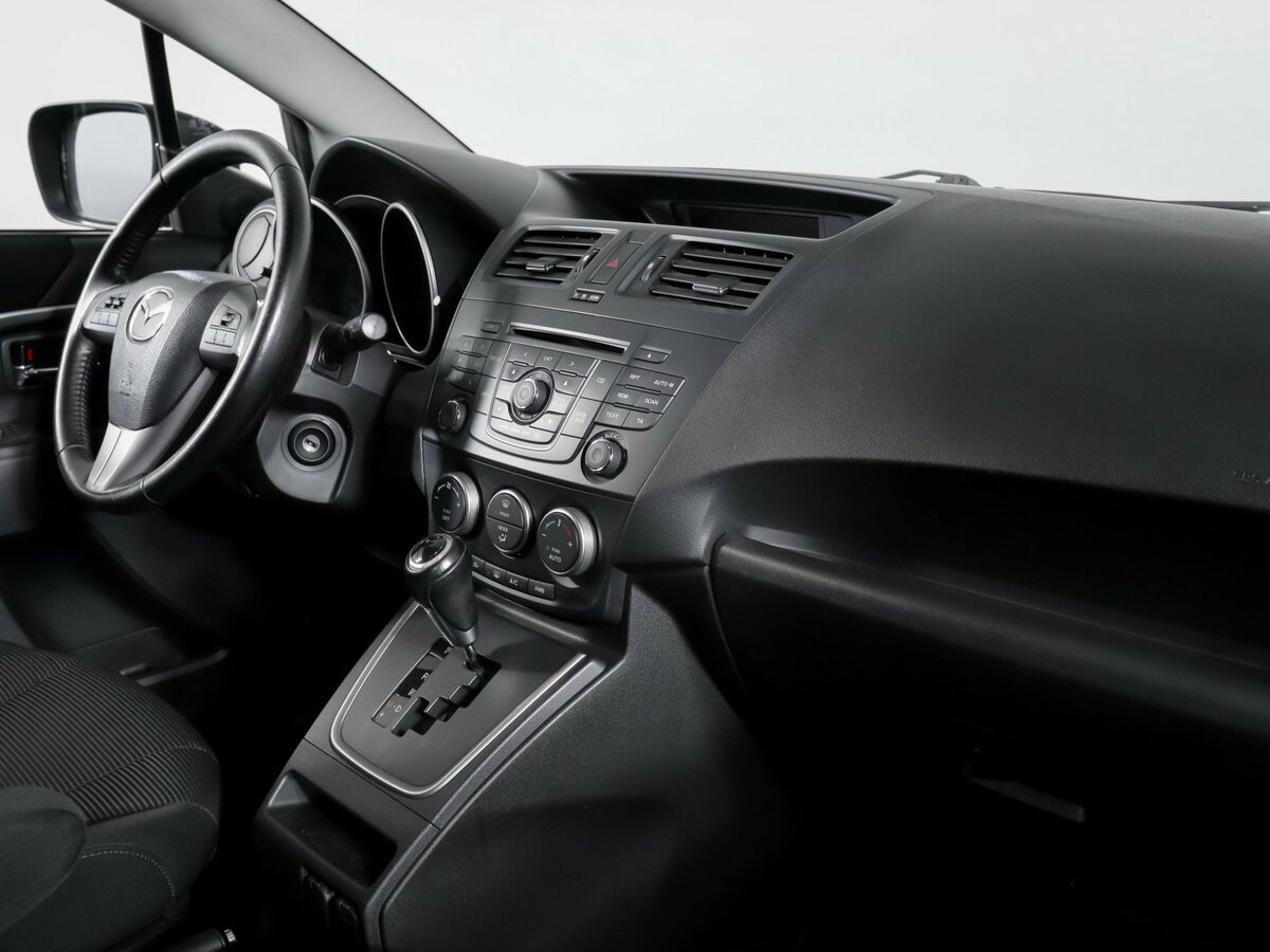 Купить Mazda 5 с пробегом. Фото: #8