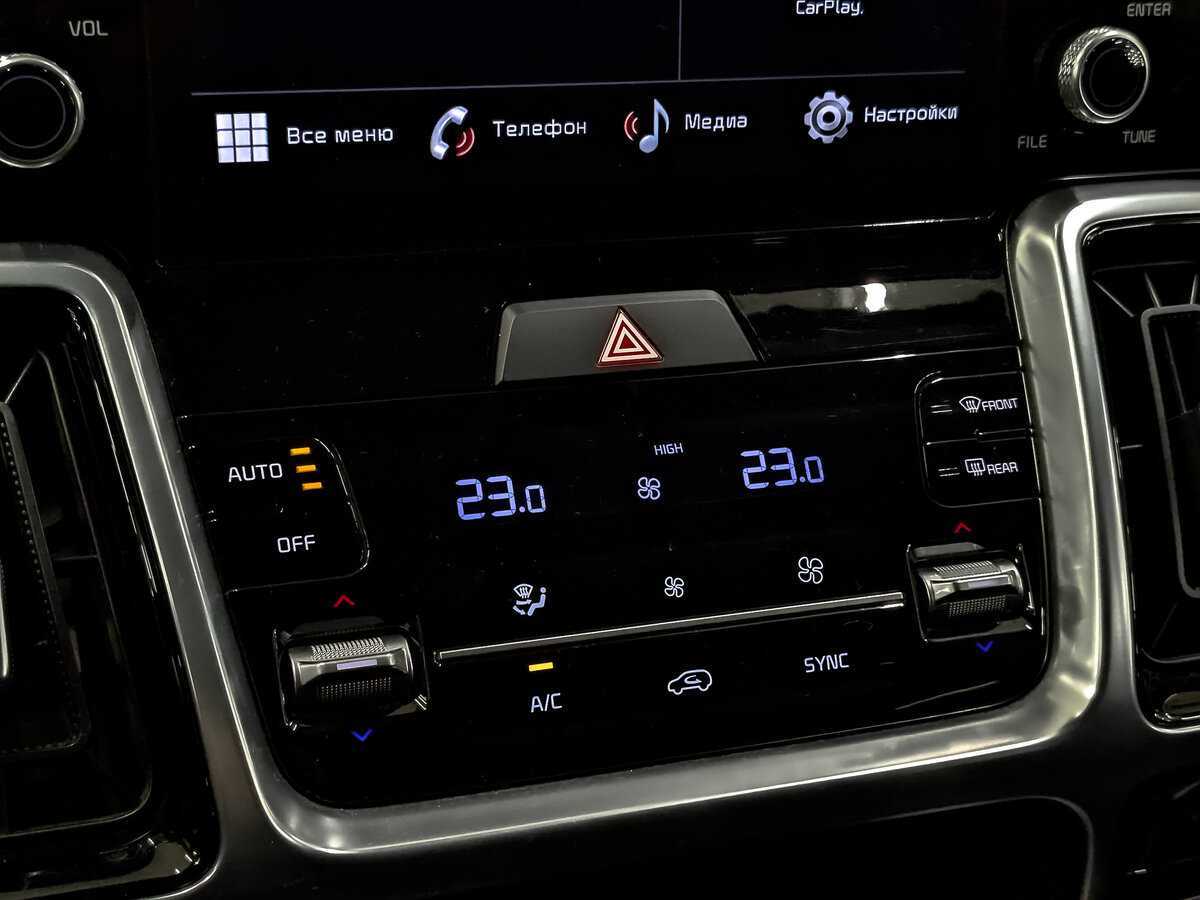 Купить Kia Sorento с пробегом. Фото: #20