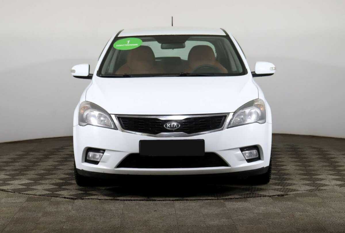 Купить Kia Ceed с пробегом. Фото: #1