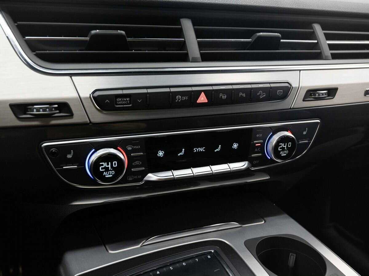 Купить Audi Q7 с пробегом. Фото: #21