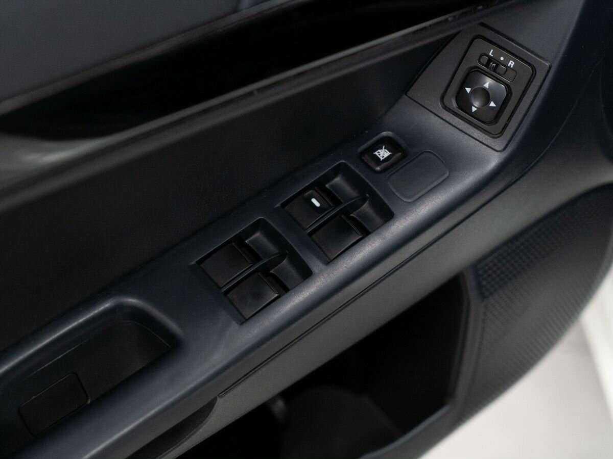 Купить Mitsubishi Lancer с пробегом. Фото: #12