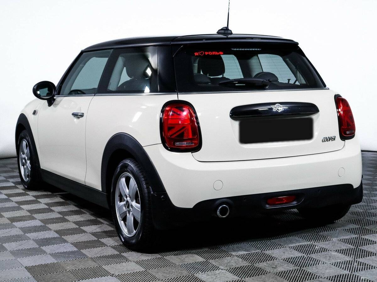 Купить Mini Hatch с пробегом. Фото: #6