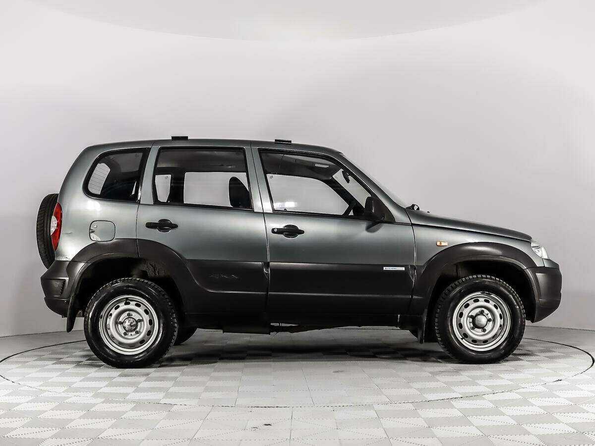 Купить Chevrolet Niva с пробегом. Фото: #3