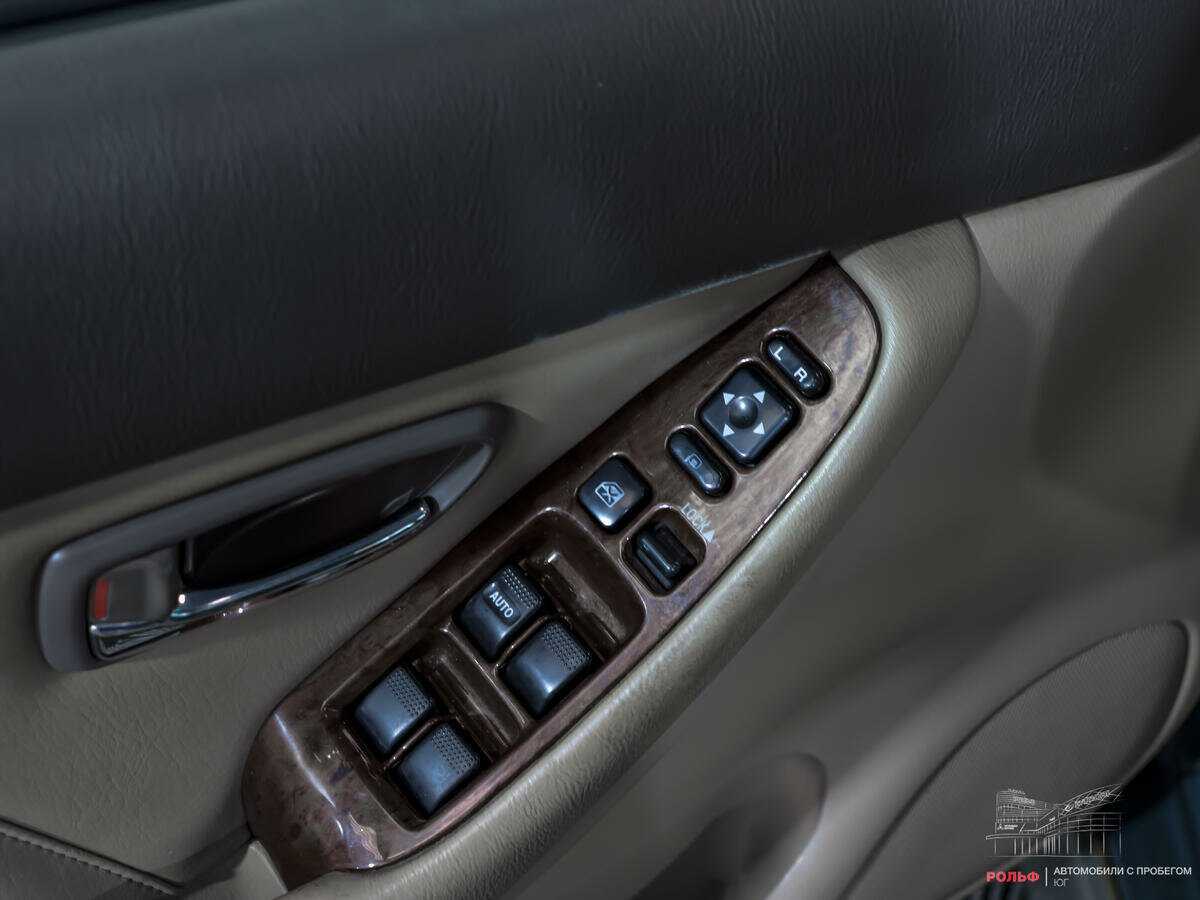 Купить Subaru Legacy с пробегом. Фото: #10