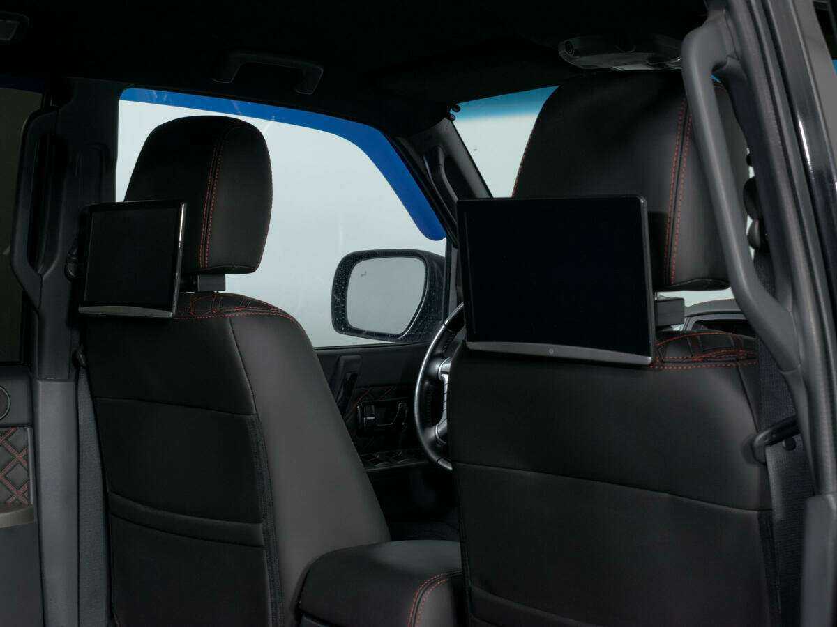 Купить Mitsubishi Pajero с пробегом. Фото: #10