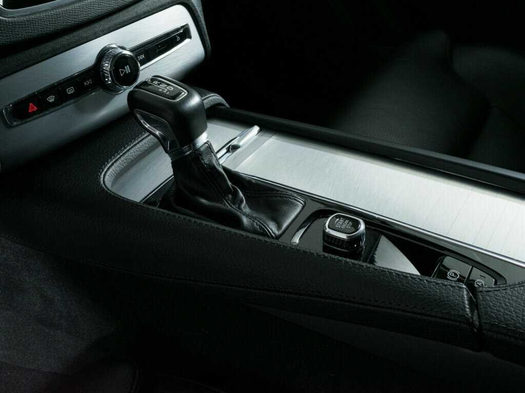Купить Volvo XC90 с пробегом. Фото: #15
