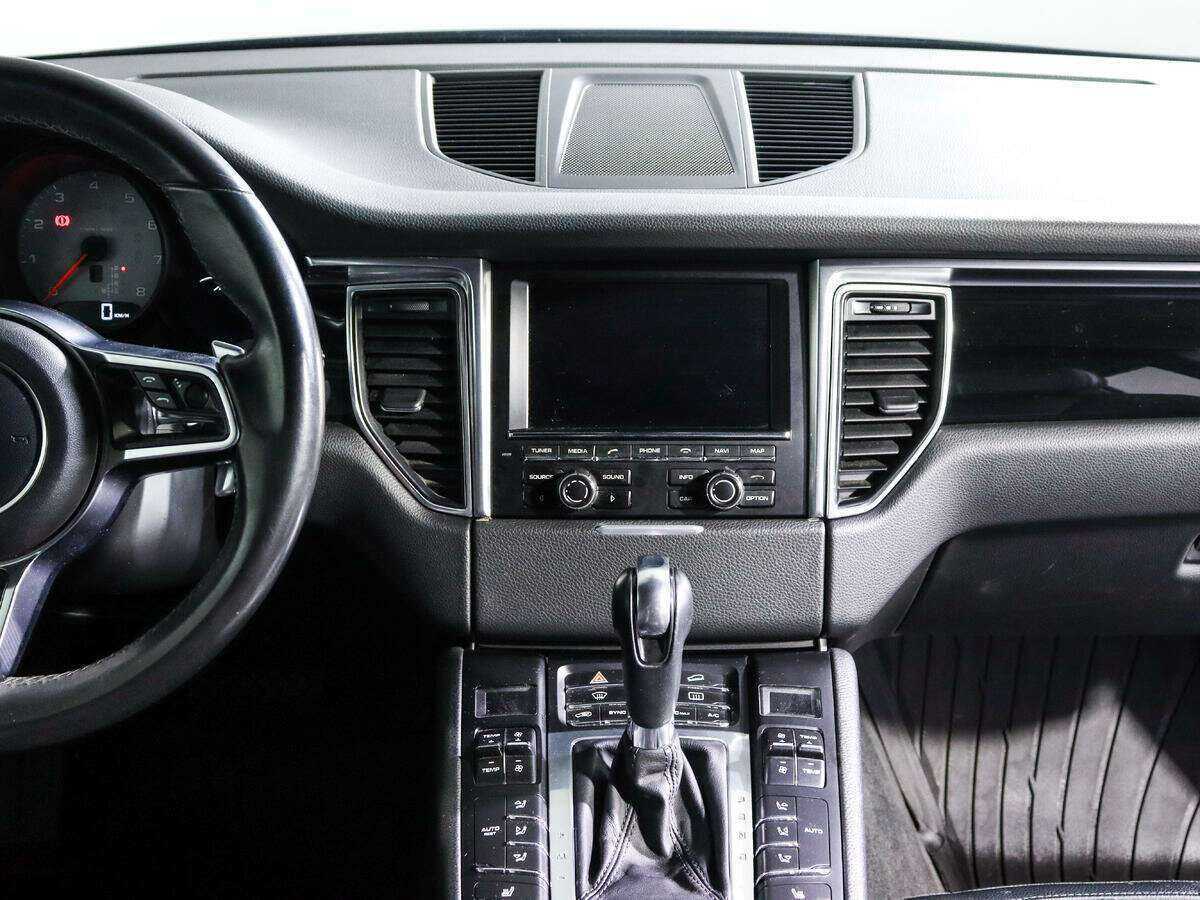 Купить Porsche Macan с пробегом. Фото: #10