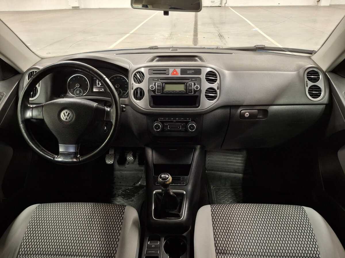 Купить Volkswagen Tiguan с пробегом. Фото: #13