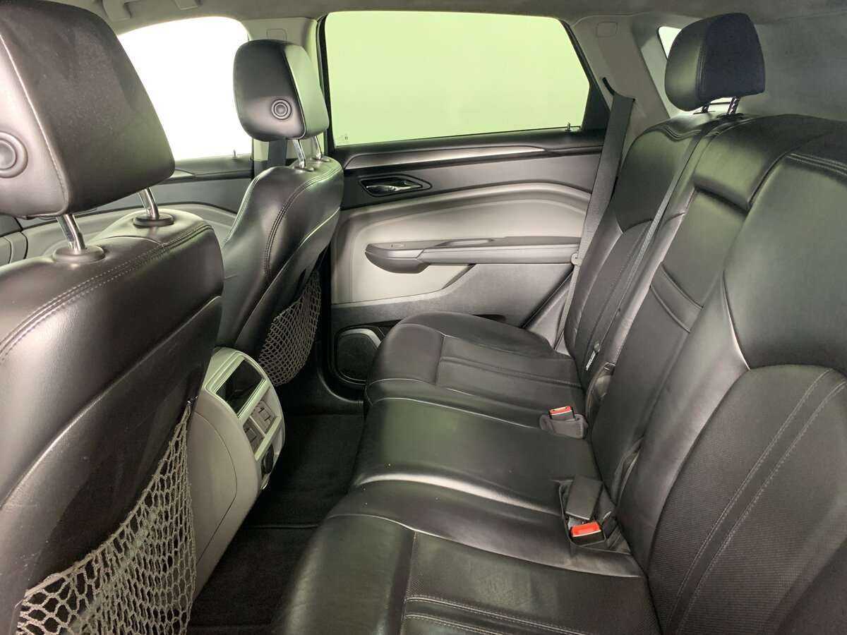 Купить Cadillac SRX с пробегом. Фото: #15
