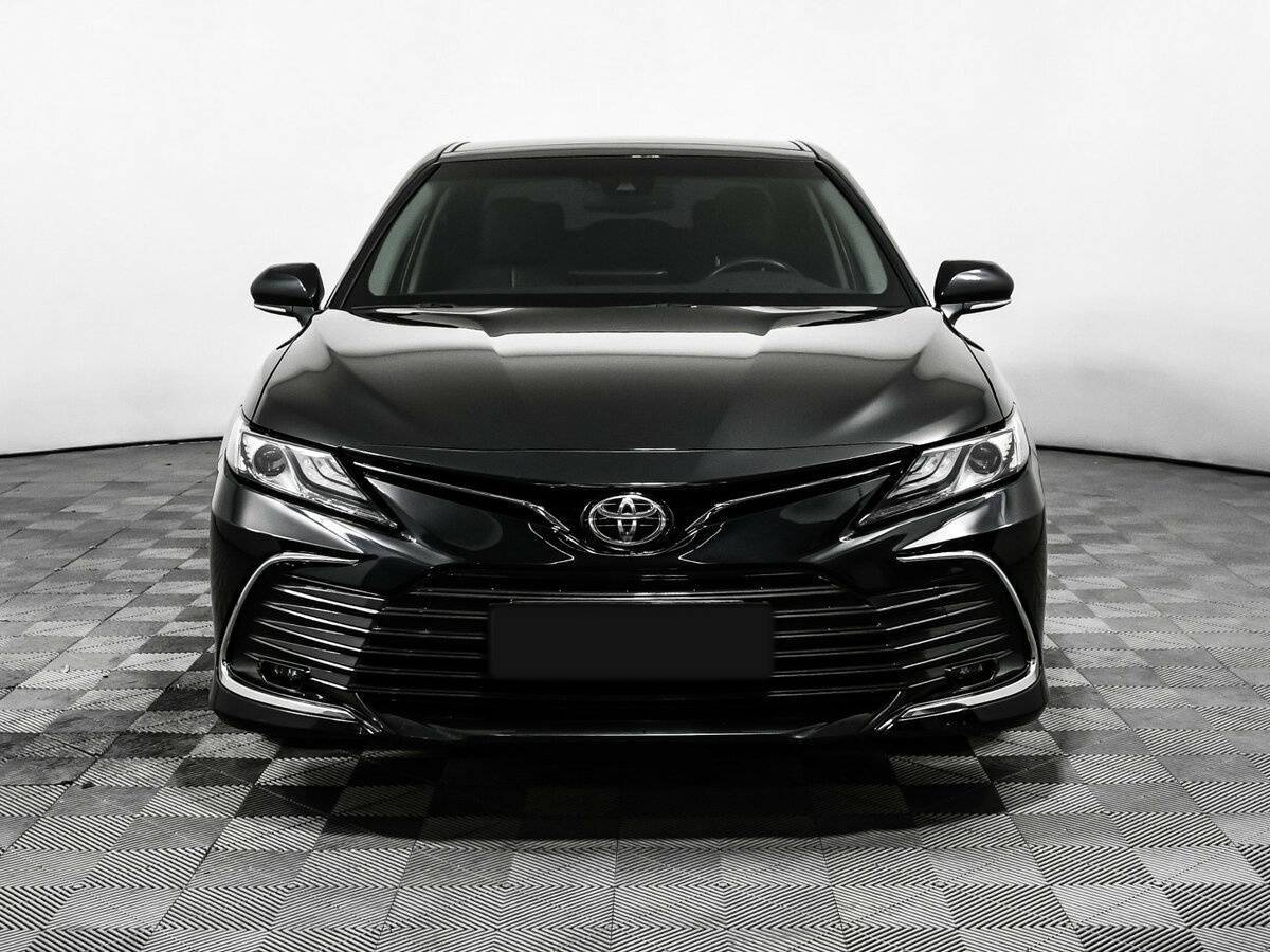 Купить Toyota Camry с пробегом. Фото: #1