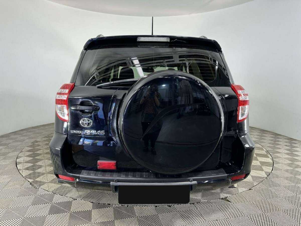 Купить Toyota RAV4 с пробегом. Фото: #1