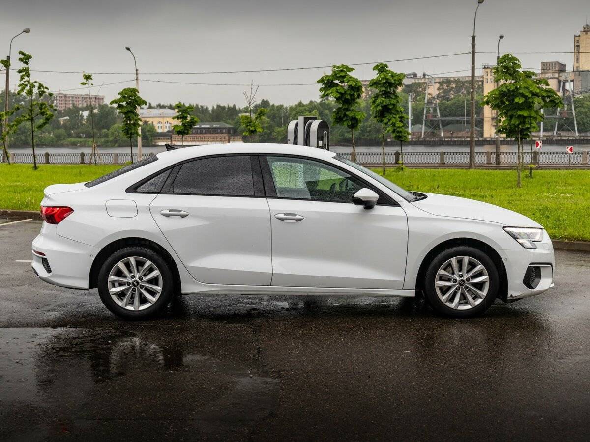 Купить Audi A3 с пробегом. Фото: #4