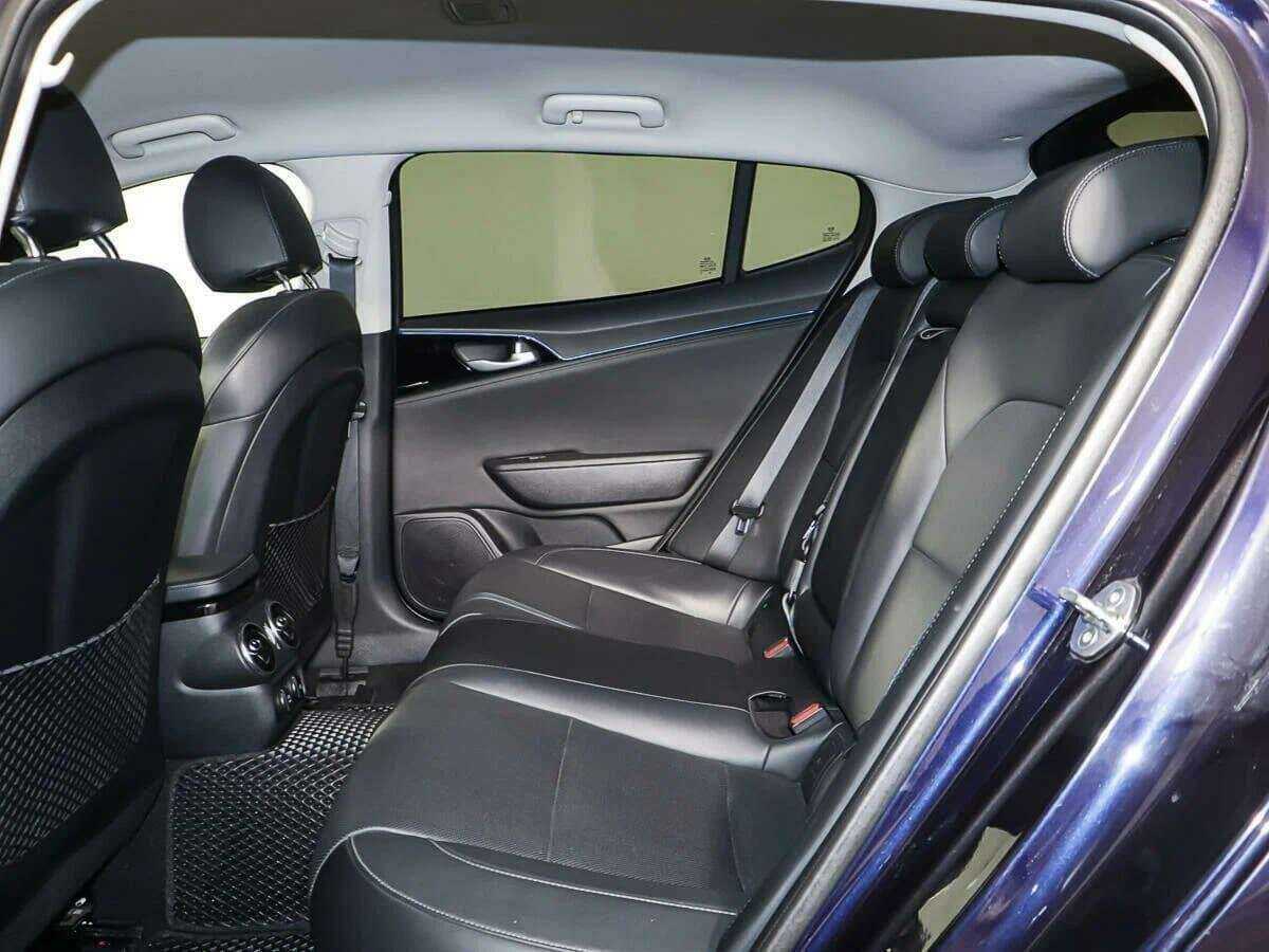 Купить Kia Stinger с пробегом. Фото: #11