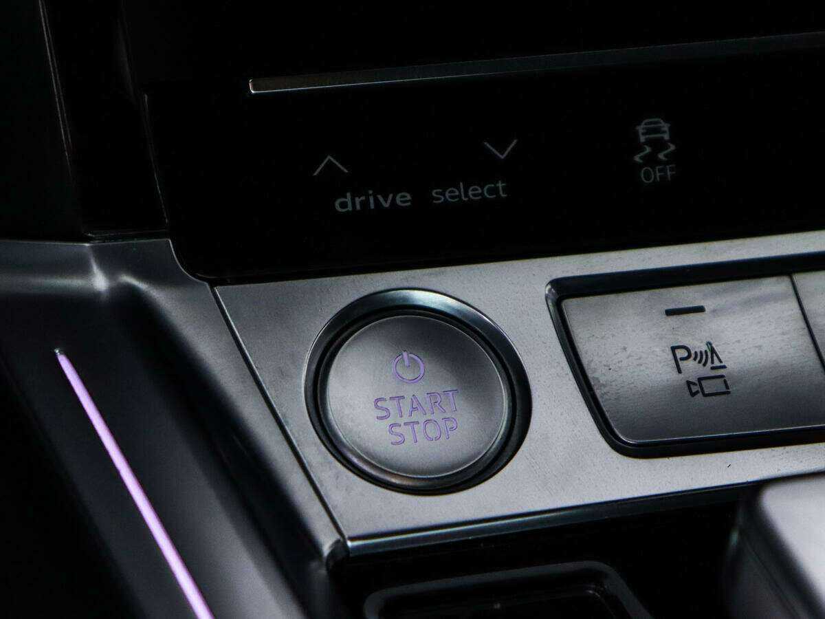 Купить Audi e-tron с пробегом. Фото: #19