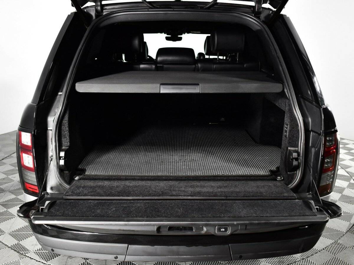 Купить Land Rover Range Rover с пробегом. Фото: #17