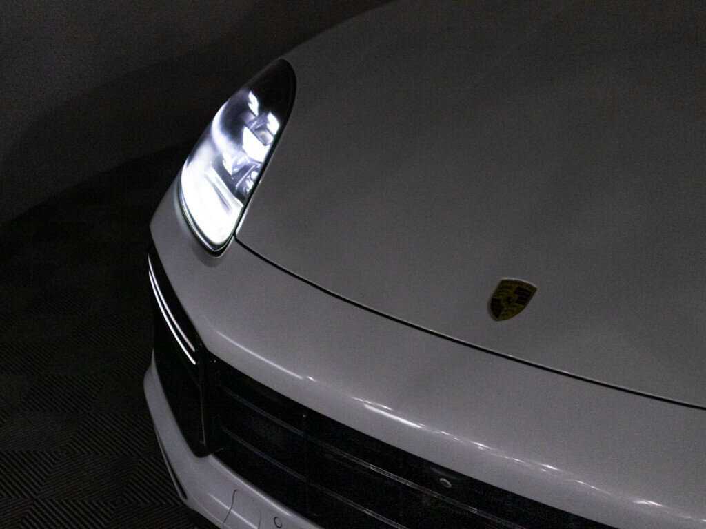 Купить Porsche Cayenne с пробегом. Фото: #28
