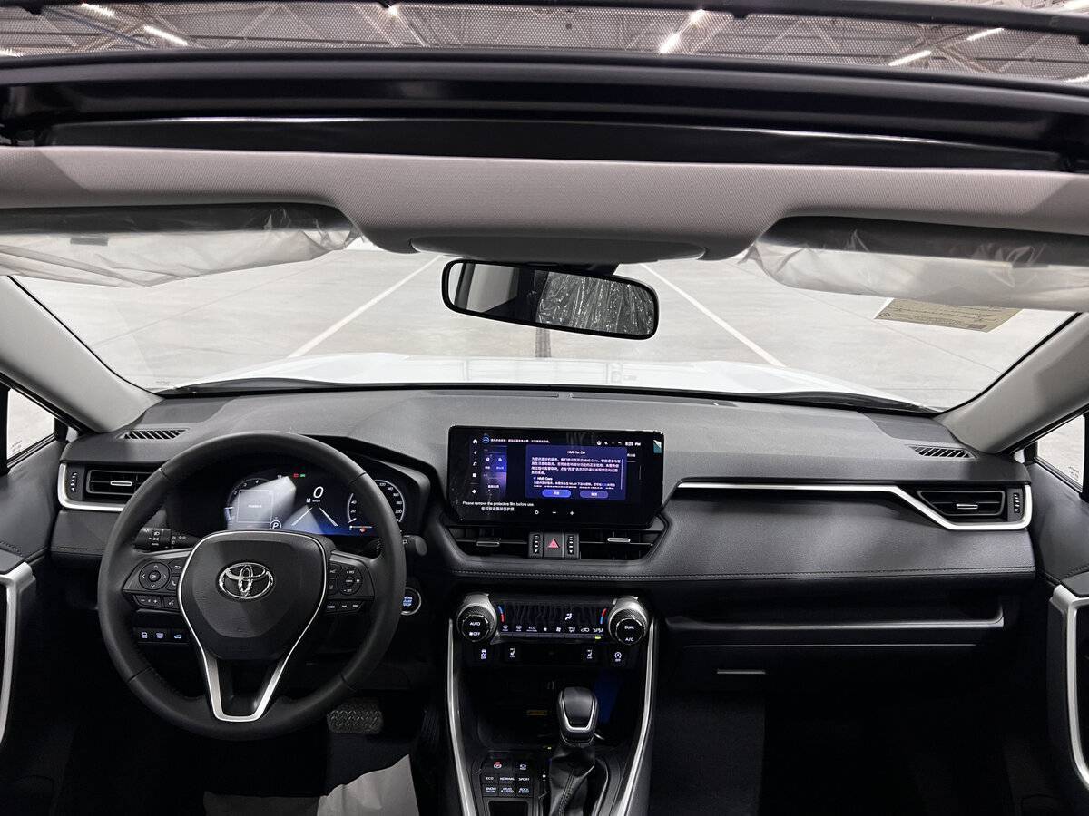 Купить Toyota RAV4 с пробегом. Фото: #13