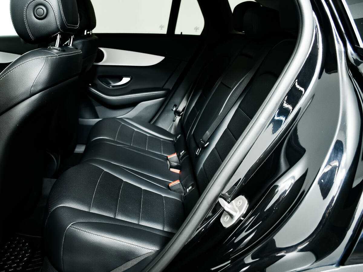 Купить Mercedes-Benz GLC с пробегом. Фото: #11
