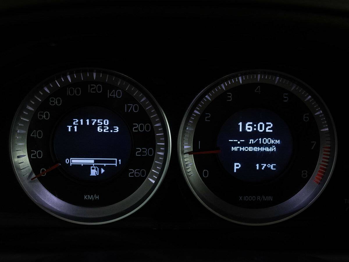 Купить Volvo XC60 с пробегом. Фото: #16